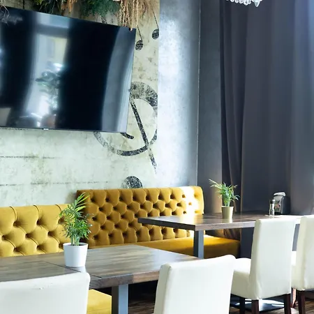ホテル Hotel Zielonki