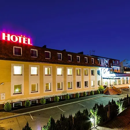 Hotel Zielonki ホテル 2*