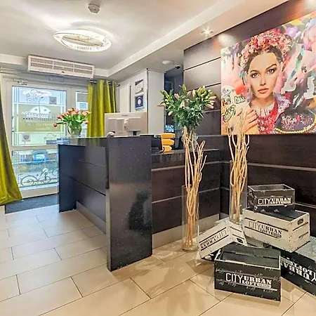 Business & Budget - Business Z Sala Konferencyjna Otel 2*