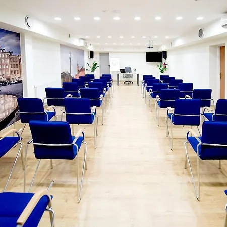 Business & Budget - Business Z Sala Konferencyjna 2* Zielonki (Warsaw)