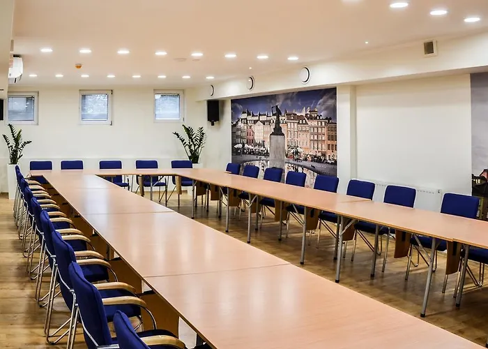 Business & Budget - Business Z Sala Konferencyjna 2*